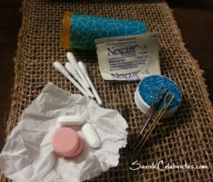 #2usestuesday Small purse storage, pill bottle revamp