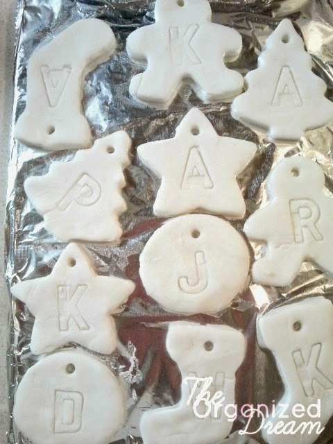 The Organized Dream - Homemade Monogrammed Gift Tags