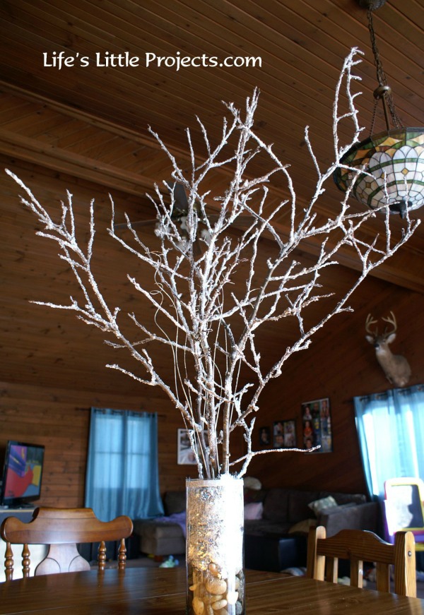 Lifes Little Projects - Winter Table Decoration