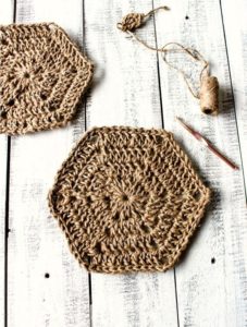 Hexagon Jute Trivet - Free Crochet Pattern | Pinbellish Fave 1