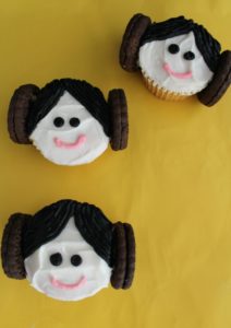 princess-leia-cupcakes